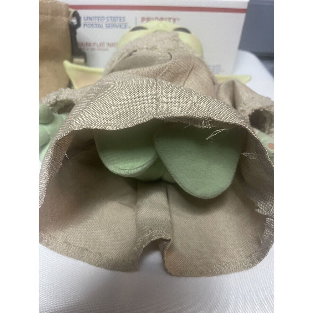 NEW Star Wars Mandalorian The Child Baby Yoda 11" Premium Talking Plush Toy, Bag - Picture 4 of 5